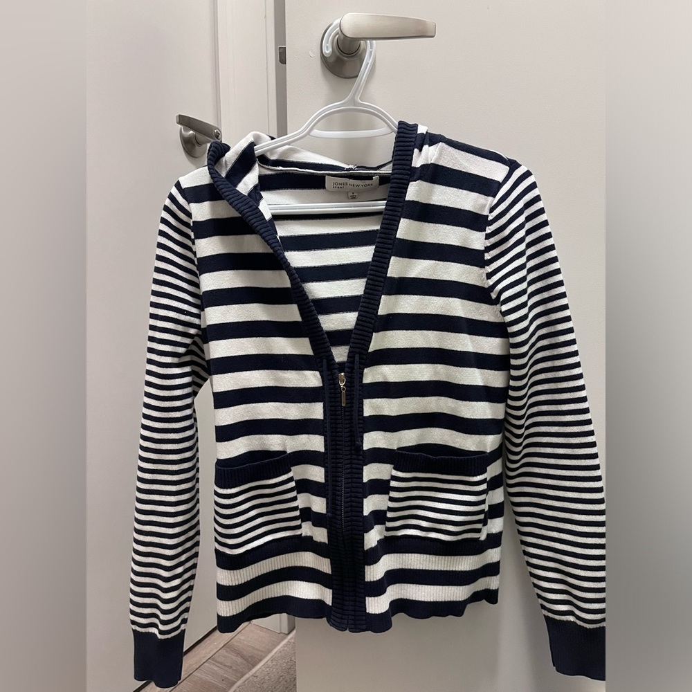 Jones New York Striped Navy and White sweater